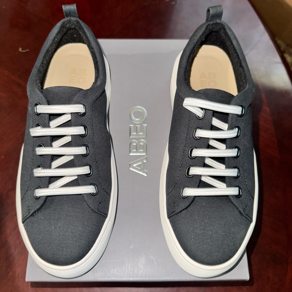ABEO Black and White Sneakers